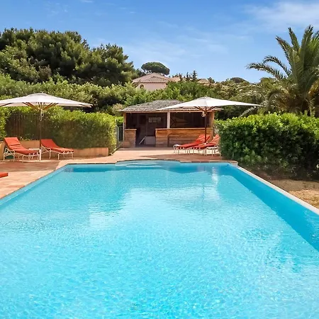Vila Sleeps 14 Pool Air Con Wifi